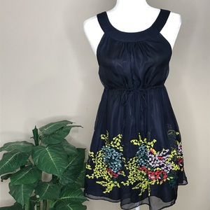 Myán Navy Blue Dress with Embroidered Detail